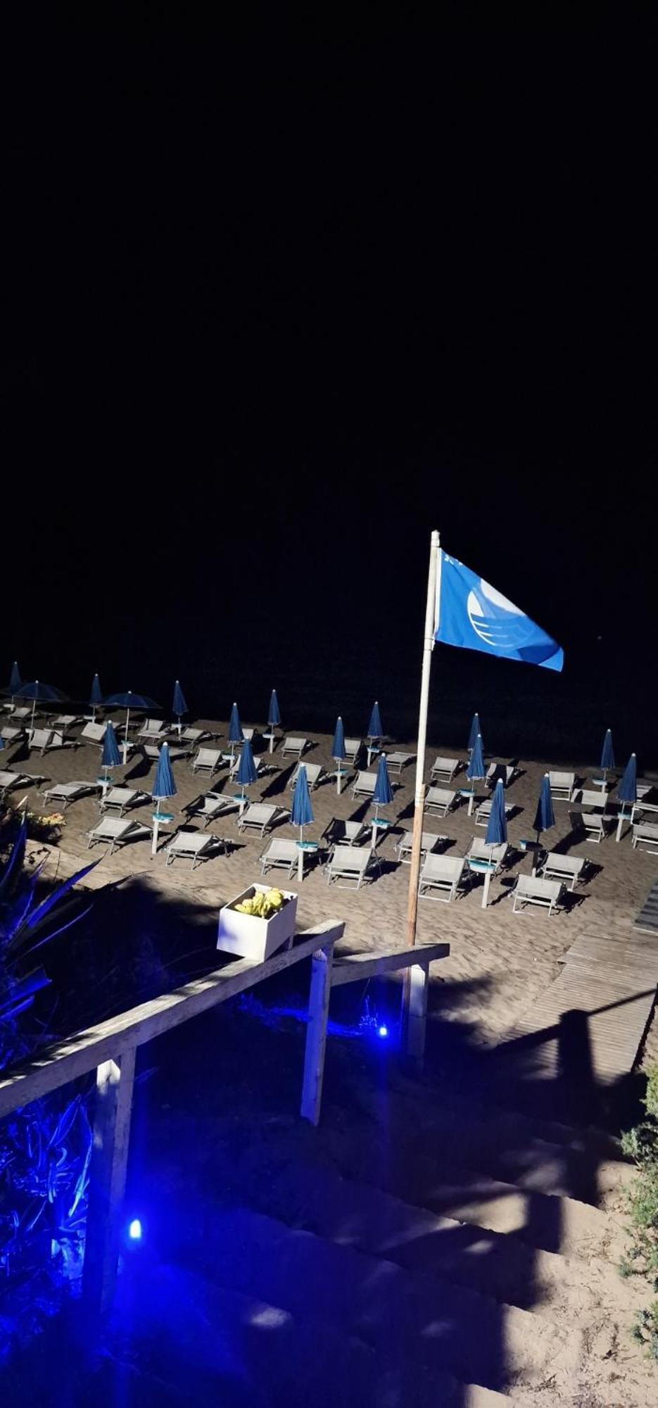 Hotel Caraibisiaco Sul Mare سان بيترو في بيفانا المظهر الخارجي الصورة