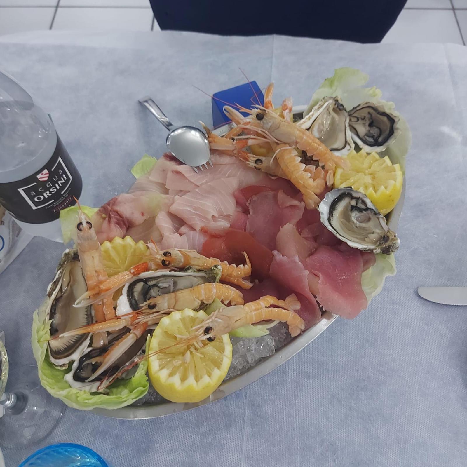 Hotel Caraibisiaco Sul Mare سان بيترو في بيفانا المظهر الخارجي الصورة