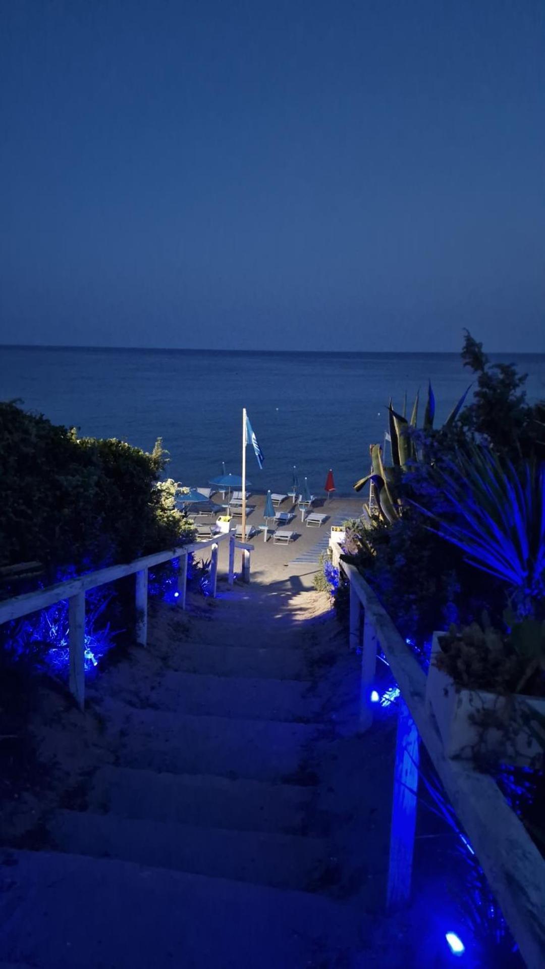 Hotel Caraibisiaco Sul Mare سان بيترو في بيفانا المظهر الخارجي الصورة