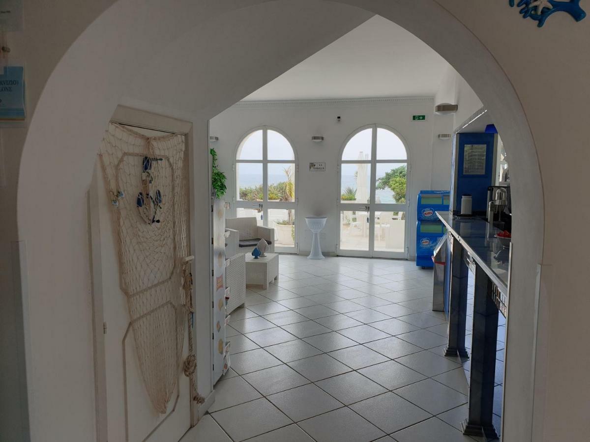 Hotel Caraibisiaco Sul Mare سان بيترو في بيفانا المظهر الخارجي الصورة